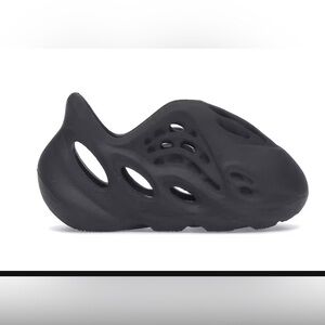 Baby Yeezy foam runners